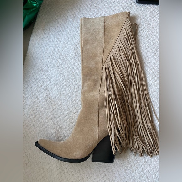 Jeffrey Campbell Women’s Cattle Fringe Knee-High Beige Boots 6.5 New - Picture 2 of 9